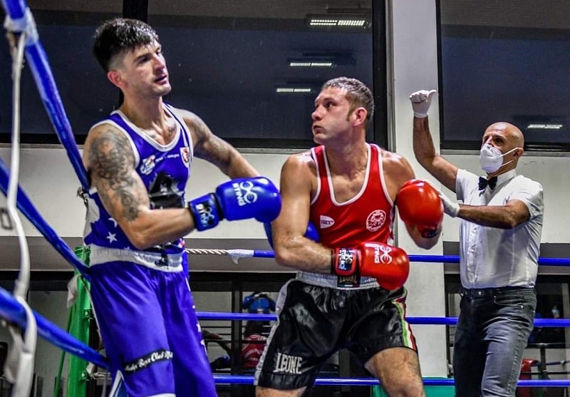 Francesco Cacciapuoti stacca il 