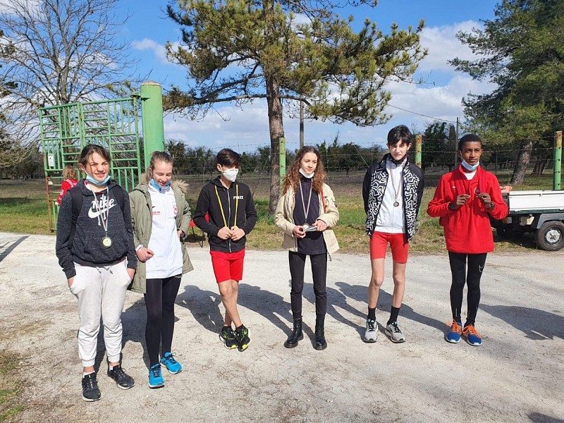 Atletica Fabriano: Cadetti e Cadette campioni regionali di Cross a squadre