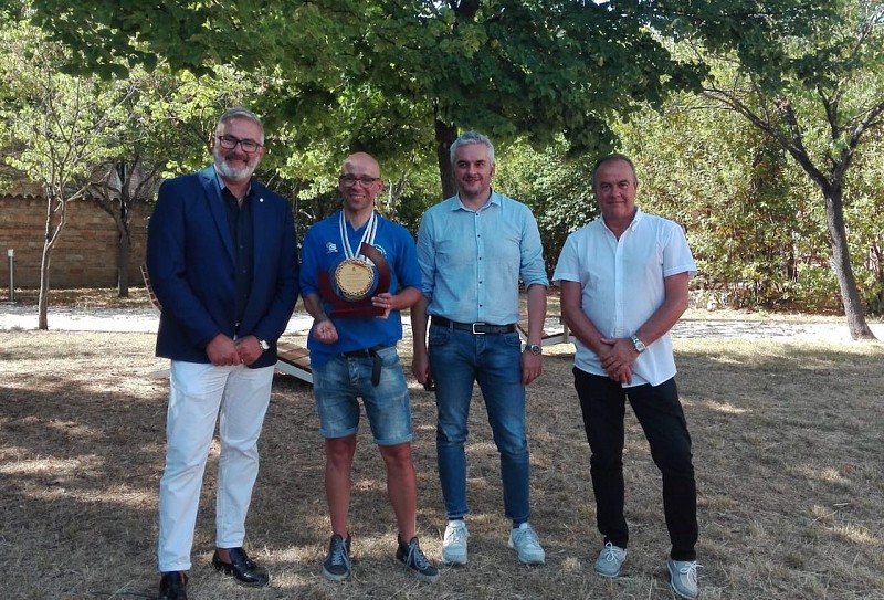 Giorgio Farroni “iridato”: il Comune di Fabriano lo premia