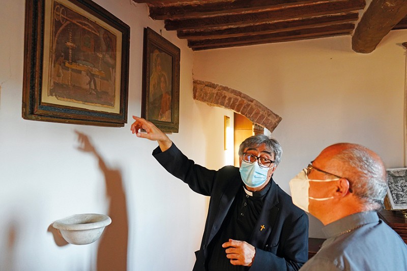 Giovedì la patrona dei cartai