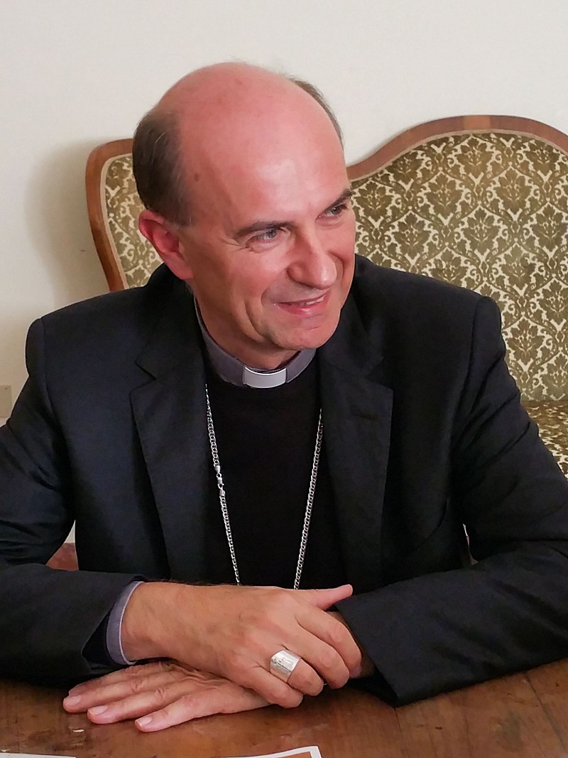 Le prime parole del neo segretario Cei