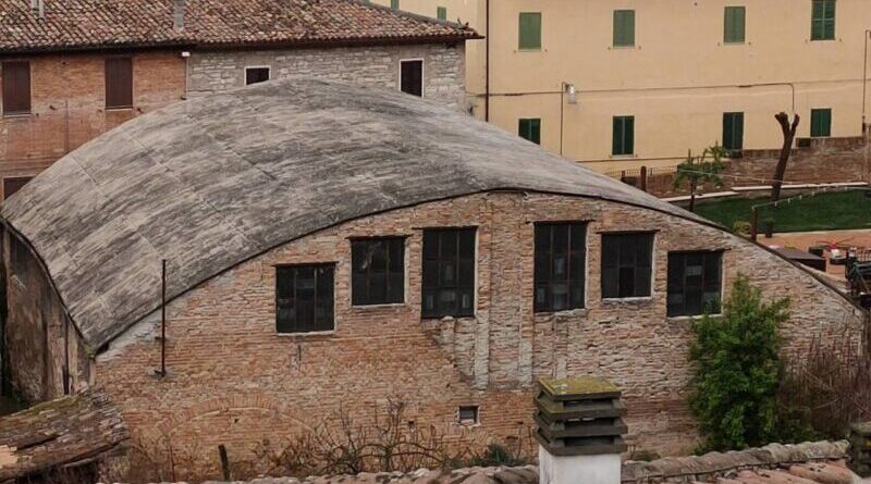 Via Le Povere: rimozione dell'amianto dal capannone