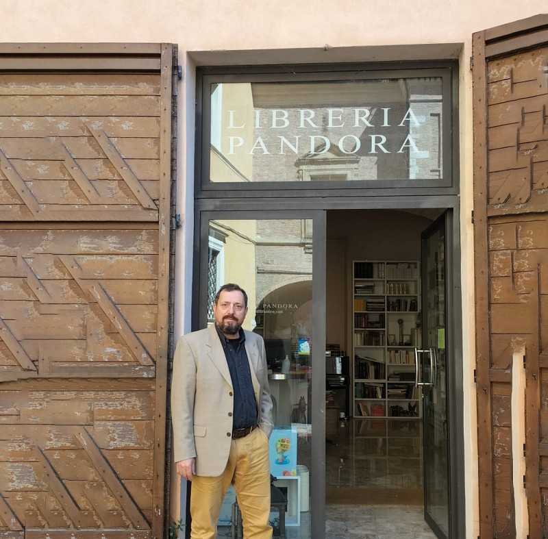 Chiude la Libreria Pandora