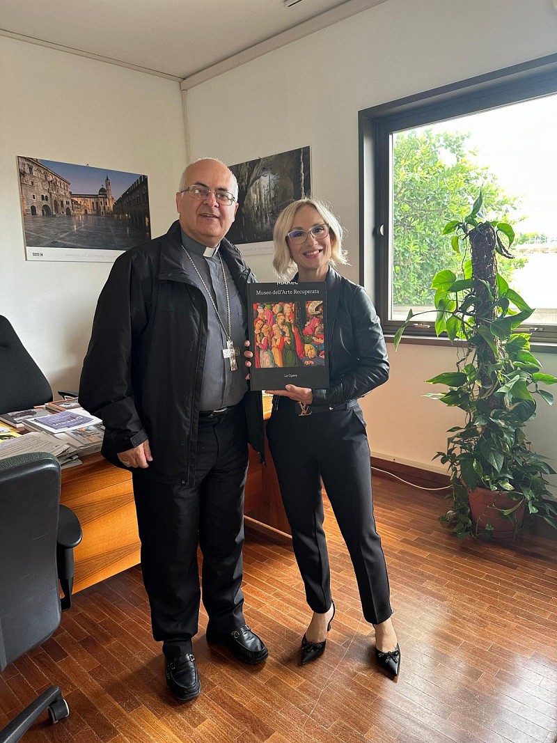 Il Vescovo Massara in Regione per i beni culturali ecclesiastici