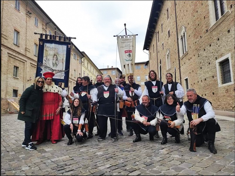 Che vittoria con gli arcieri!