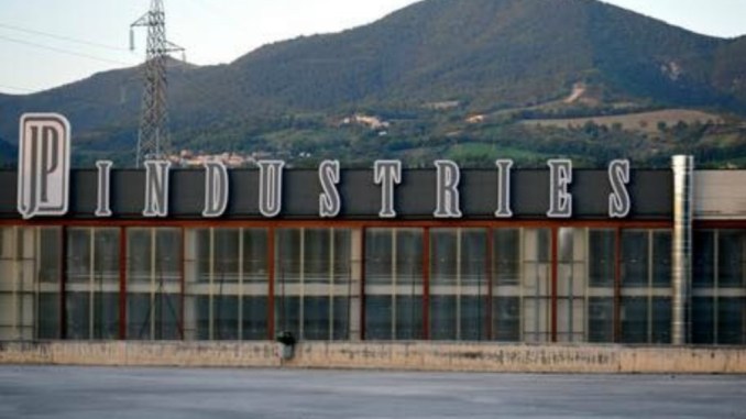 La JP cerca un partner industriale