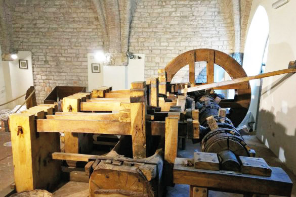 La città celebra i 760 anni della carta