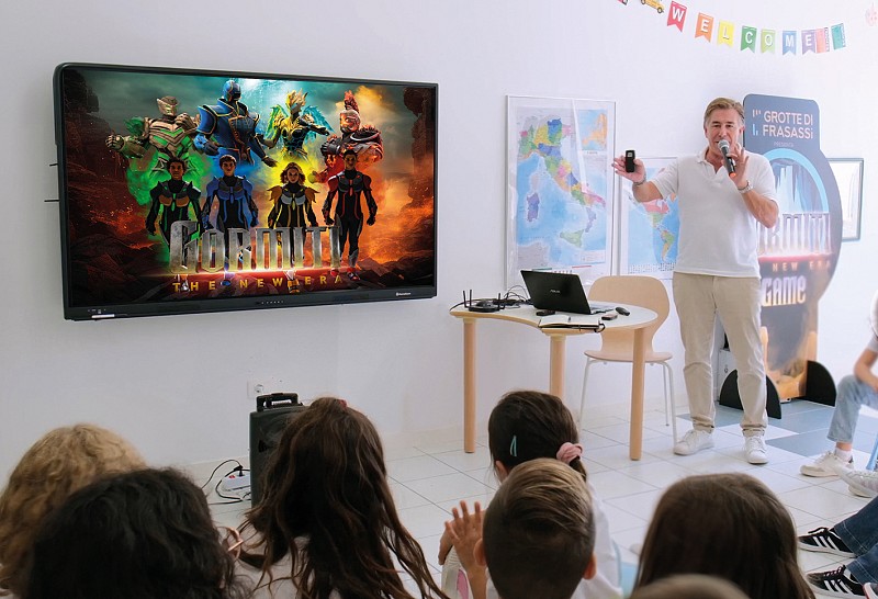 Le Grotte portano Gormiti nelle scuole