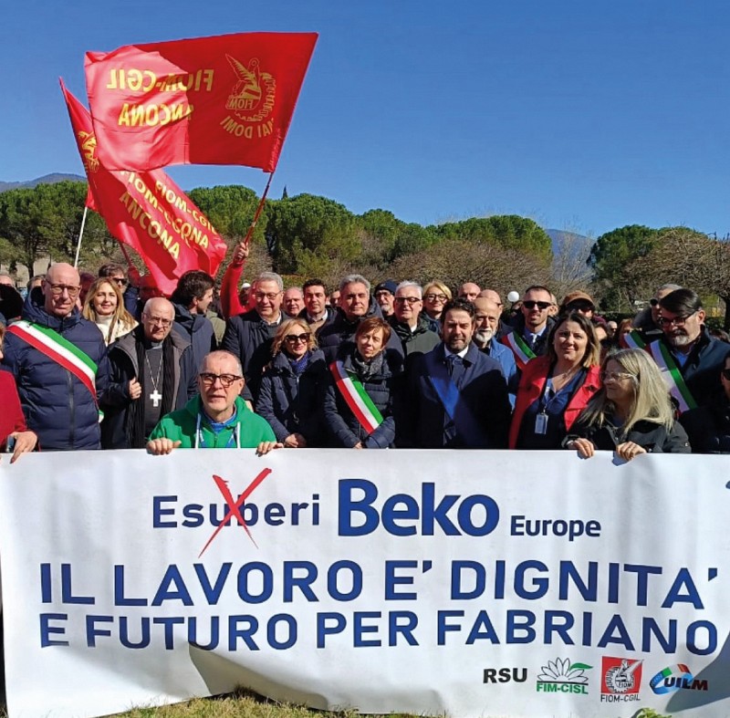 Beko, no agli esuberi
