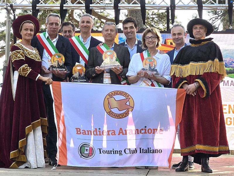 Bandiere arancioni, anche Genga