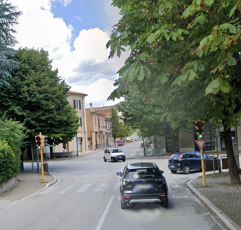 Nuova rotatoria davanti all'ospedale