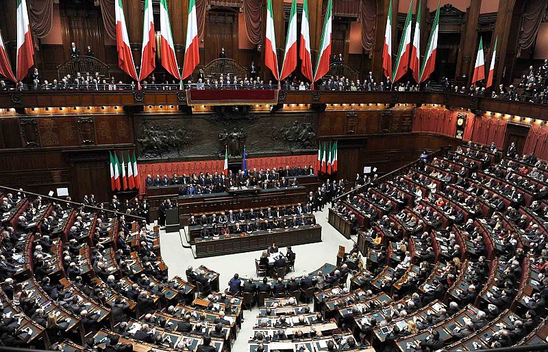 La democrazia non è astratta...