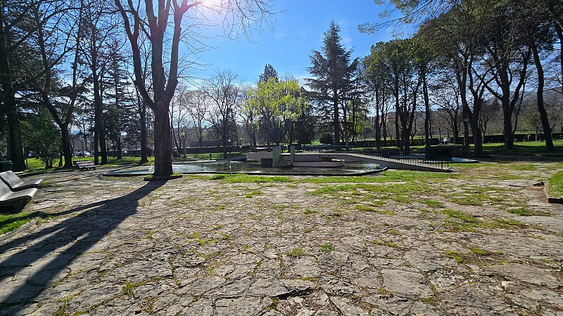 Laghetto e fontana ai Giardini: fase operativa