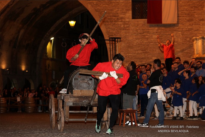 Il Palio parla ai giovani