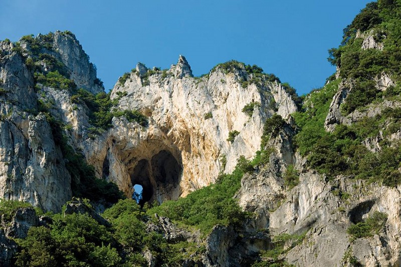 La scoperta speleologica e il turismo last minute 