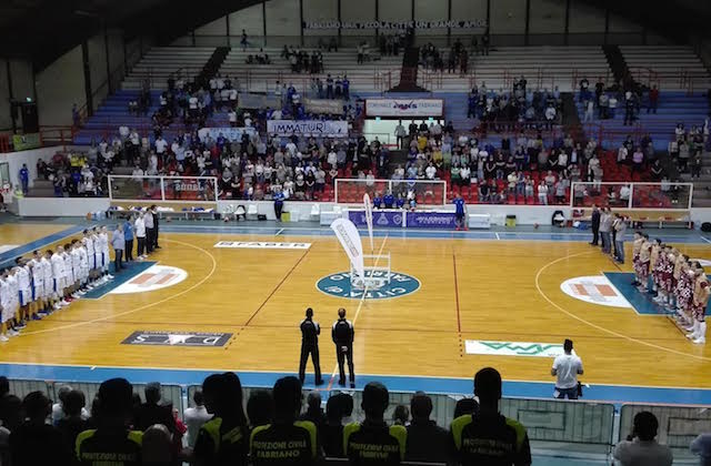 Squalificato il PalaGuerrieri, la Ristopro Fabriano giocherà i play-out a Recanati