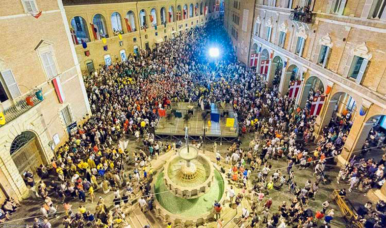 Ribolle la piazza