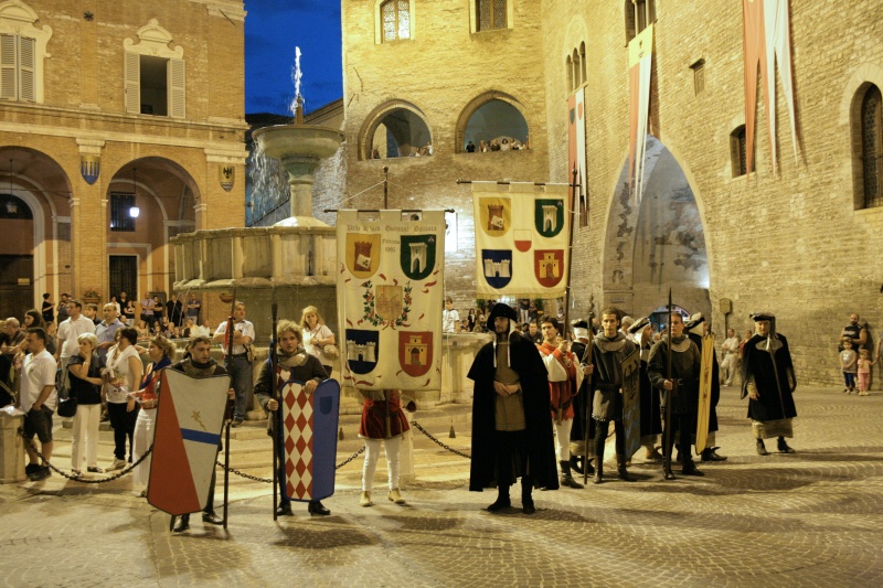 Il palio in diretta su Rai Uno