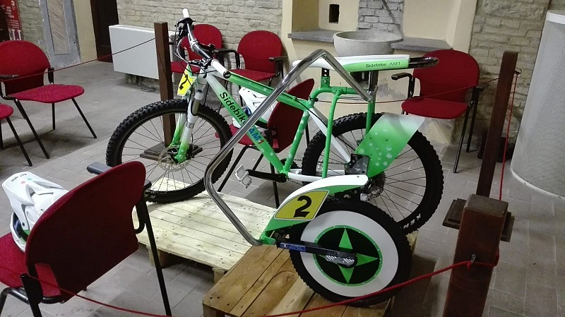 “Sidebike AM1”, una bicicletta avveniristica
