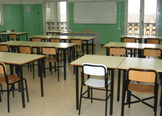 Ping pong sulle scuole tra Stato e Regione Marche