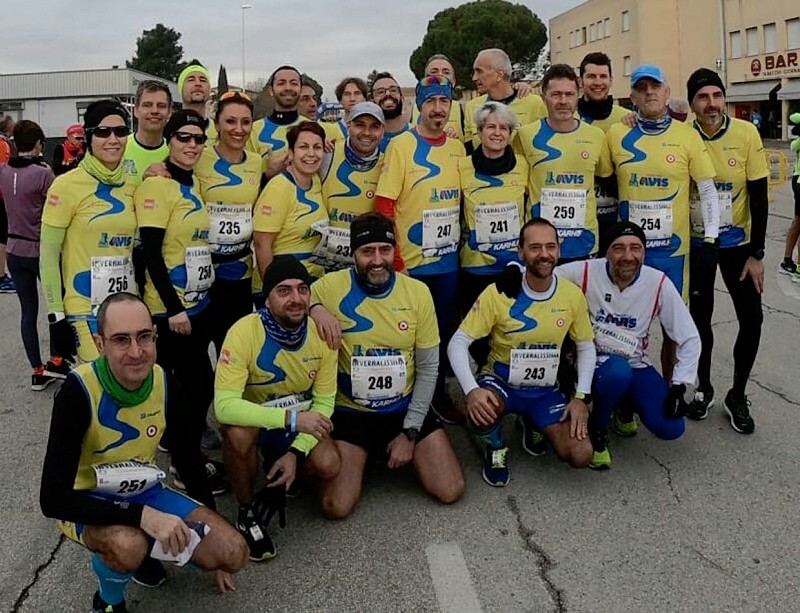 La Podistica Avis Fabriano dona all'ospedale e alla Protezione Civile