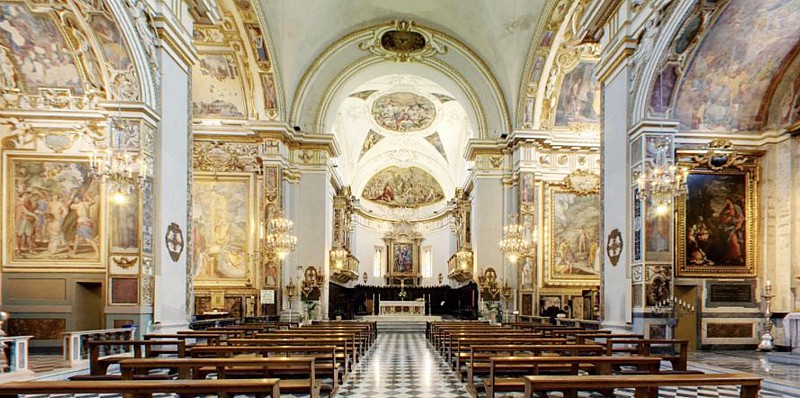 Le indicazioni per la Settimana Santa