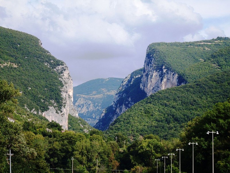 Web marketing per la Gola della Rossa e di Frasassi